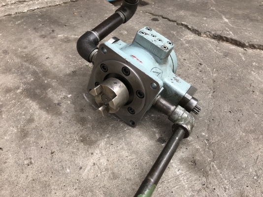 ขายหัวปั้มน้ำมันไฮโดรลิค Nachi Variable vane pump Made in Japan สภาพสวยถอดจากเครื่อง พร้อมใช้งาน ขายหัวปั้มน้ำมันไฮโดรลิค Nachi Variable vane pump Made in Japan สภาพสวยถอดจากเครื่อง พร้อมใช้งาน