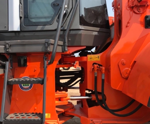 ขายรถตักล้อยาง HITACHI ZW250 รถนอกนำเข้าจากญี่ปุ่น สภาพสวยพร้อมใช้งาน มีVDOการทำงานครับ ขายรถตักล้อยาง HITACHI ZW250 รถนอกนำเข้าจากญี่ปุ่น สภาพสวยพร้อมใช้งาน มีVDOการทำงานครับ