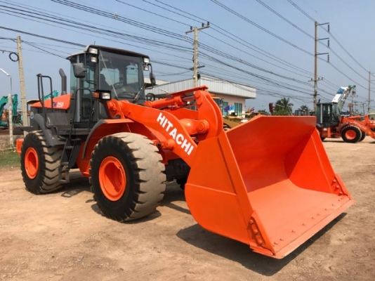 ขายรถตักล้อยาง HITACHI ZW250 รถนอกนำเข้าจากญี่ปุ่น สภาพสวยพร้อมใช้งาน มีVDOการทำงานครับ ขายรถตักล้อยาง HITACHI ZW250 รถนอกนำเข้าจากญี่ปุ่น สภาพสวยพร้อมใช้งาน มีVDOการทำงานครับ