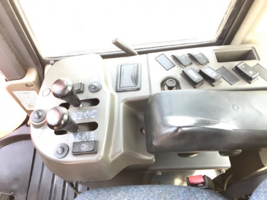 ขายรถตักล้อยาง HITACHI ZW250 รถนอกนำเข้าจากญี่ปุ่น สภาพสวยพร้อมใช้งาน มีVDOการทำงานครับ ขายรถตักล้อยาง HITACHI ZW250 รถนอกนำเข้าจากญี่ปุ่น สภาพสวยพร้อมใช้งาน มีVDOการทำงานครับ