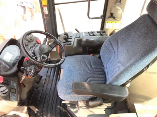 ขายรถตักล้อยาง HITACHI ZW250 รถนอกนำเข้าจากญี่ปุ่น สภาพสวยพร้อมใช้งาน มีVDOการทำงานครับ ขายรถตักล้อยาง HITACHI ZW250 รถนอกนำเข้าจากญี่ปุ่น สภาพสวยพร้อมใช้งาน มีVDOการทำงานครับ