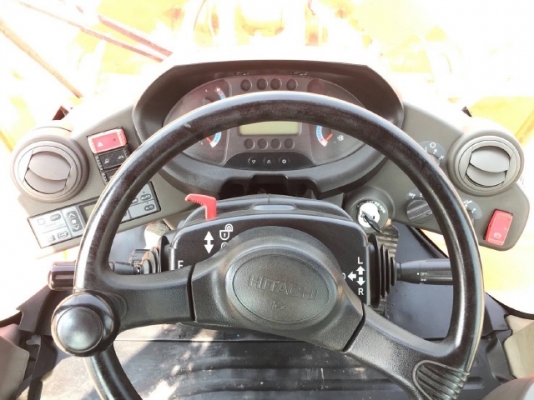 ขายรถตักล้อยาง HITACHI ZW250 รถนอกนำเข้าจากญี่ปุ่น สภาพสวยพร้อมใช้งาน มีVDOการทำงานครับ ขายรถตักล้อยาง HITACHI ZW250 รถนอกนำเข้าจากญี่ปุ่น สภาพสวยพร้อมใช้งาน มีVDOการทำงานครับ