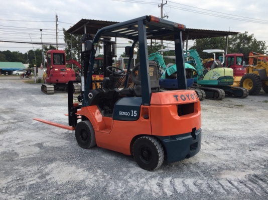 รถนอกขายถูก โฟคลิฟท์ TOYOTA 7FD15 นำเข้าจากญี่ปุ่น โทร.090-986-2521 อ๊อบ