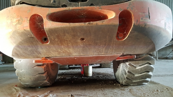 ขาย รถตักล้อยาง HITACHI ไม่แพง