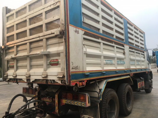 ขายด่วนสิบล้อดั้มแม่เดี่ยว มีระบบลาก 270 ยูโรทูเครื่องดำ อู่สหะกิจ สภาพสวยสดพร้อมใช้งาน การันตีเลยว่าสวยจริงๆ