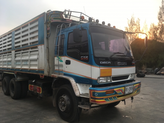 ขายด่วนสิบล้อดั้มแม่เดี่ยว มีระบบลาก 270 ยูโรทูเครื่องดำ อู่สหะกิจ สภาพสวยสดพร้อมใช้งาน การันตีเลยว่าสวยจริงๆ