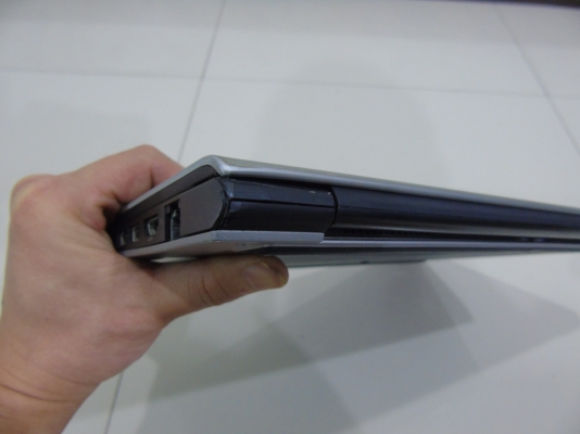 Dell Inspiron 15 5547 - 15.6 นิ้ว จอสัมผัส Core i7-4510U RAM 8 GB HDD 1 TB ที่ชาร์ท