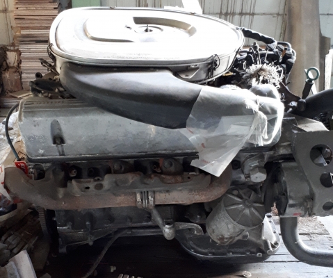 ขายเครื่องพร้อมเกียร์ benz sel500  w126