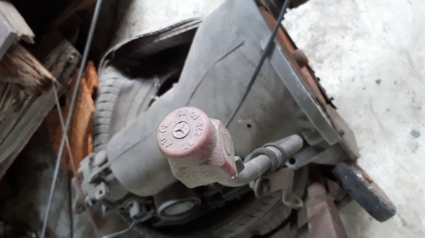 ขายเครื่องพร้อมเกียร์ benz sel500  w126