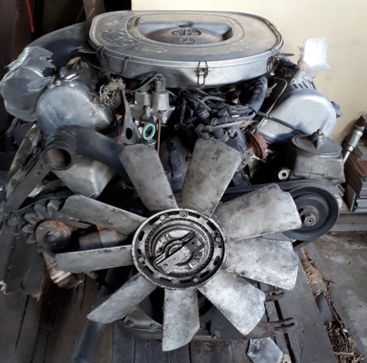 ขายเครื่องพร้อมเกียร์ benz sel500  w126