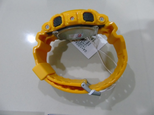 นาฬิกา CASIO G-shock รุ่น GA-100A-9ADR ของแท้ สีเหลือง ของใหม่ ส่งฟรี