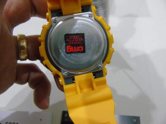นาฬิกา CASIO G-shock รุ่น GA-100A-9ADR ของแท้ สีเหลือง ของใหม่ ส่งฟรี