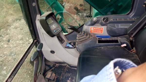 พรุ้งนี้ย้ายไปทำงานที่ จ.บึงกาฬ ขายๆๆๆKOBELCO. SK200-8 SEPPER. สภาพพร้อมใช้งานสุดๆเลย เอกสารแจ้งจำหน่าย เงินสดลดได้ เงินไม่พอเราจัดให้ จัดได้ 850,000-1,000,000 บาท. ราคาขาย1,450,000บาท (โทร)???? (line)084-3923995//099-0035892 พรุ้งนี้ย้ายไปทำงานที่ จ.บึงกาฬ ขายๆๆๆKOBELCO. SK200-8 SEPPER. สภาพพร้อมใช้งานสุดๆเลย เอกสารแจ้งจำหน่าย เงินสดลดได้ เงินไม่พอเราจัดให้ จัดได้ 850,000-1,000,000 บาท. ราคาขาย1,450,000บาท (โทร)???? (line)084-3923995//099-0035892