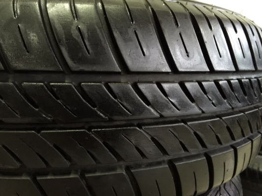 ขายยาง MAXXIS ซีรีย์ 155/70R12 ผลิตปี 16 จำนวน 2 เส้น