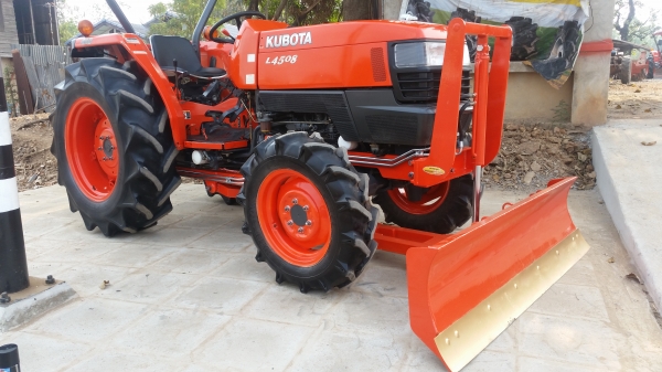 ขาย L4508DT 4WD พร้อมใบดันดิน+ผาน6 รถพร้อมใช้ แน่นทุกจุด