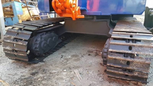 kubota kh33 เครื่องสี่สูบสภาพดี เก่าญี่ปุ่นมีใบอินวอยไม่เคยใช้ในไทย kubota kh33 เครื่องสี่สูบสภาพดี เก่าญี่ปุ่นมีใบอินวอยไม่เคยใช้ในไทย