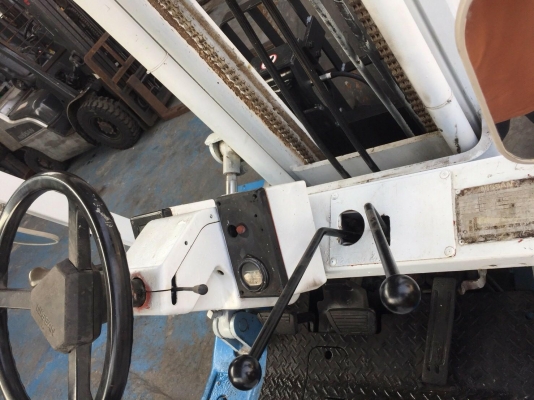 1.นิสสัน รุ่น eh02a25u