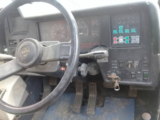 ขาย!! รถเครน KATO KR25H-V2 ขาย!! รถเครน KATO KR25H-V2