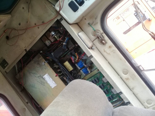 ขาย!! รถเครน KATO KR25H-V2 ขาย!! รถเครน KATO KR25H-V2