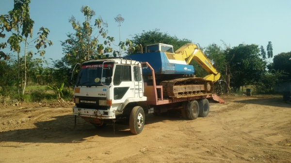 ขายด่วนแพ็คคู่เทเลอร์+แบ็คโฮพร้อมใช้งาน