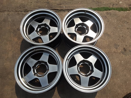 Max ลายแบรดเลย์ ขอบ 16*8 et-25 สภาพใหม่ 1ชุด