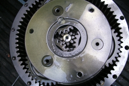 ขาย ตัวเดิน PC100,PC120,SK100,SK120 แบบเฟืองทด