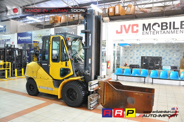 ขายรถโฟล์คลิฟท์มือสอง KOMATSU รุ่น FD45T-10-134982 นำเข้าจากประเทศญี่ปุ่น 100\% ไม่เคยใช้งานในไทย ขายรถโฟล์คลิฟท์มือสอง KOMATSU รุ่น FD45T-10-134982 นำเข้าจากประเทศญี่ปุ่น 100\% ไม่เคยใช้งานในไทย