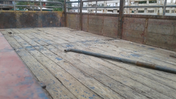 ขาย 48,000 กระบะใส่6ล้อฮีโน่ เมก้า ยาว5.50ม. ขาย 48,000 กระบะใส่6ล้อฮีโน่ เมก้า ยาว5.50ม.