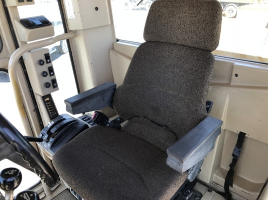 CAT 140H-2 VHP PLUS SN: CCA00427 ปี 2004 นำเข้าจากอเมริกา สภาพสวยมาก ๆ ครับ