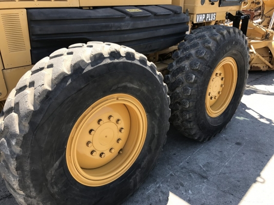 CAT 140H-2 VHP PLUS SN: CCA00427 ปี 2004 นำเข้าจากอเมริกา สภาพสวยมาก ๆ ครับ