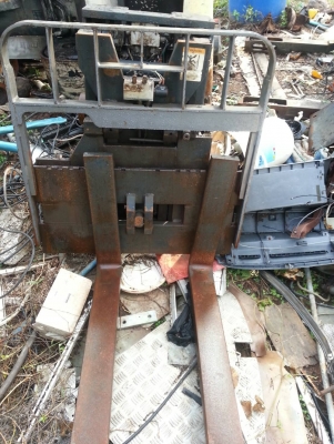 มอเตอ+ปั้มไฮโดรลิคโฟคลิฟ6000บาท โท0643130366