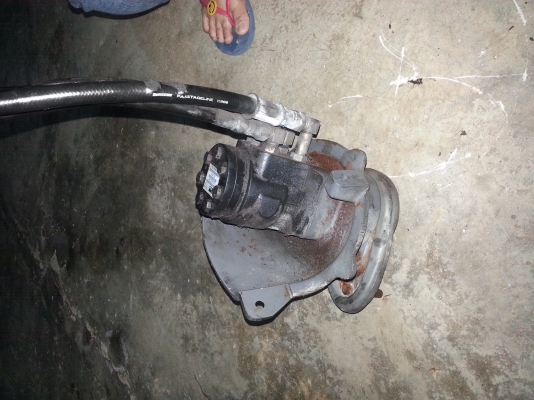 มอเตอ+ปั้มไฮโดรลิคโฟคลิฟ6000บาท โท0643130366