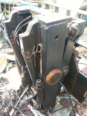 มอเตอ+ปั้มไฮโดรลิคโฟคลิฟ6000บาท โท0643130366