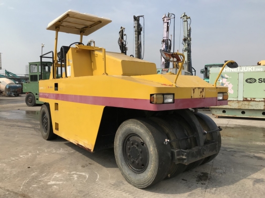 รถบด Dynapac CP202 แบบ 9 ล้อ ปี 2002 รถนอกจากญี่ปุ่น