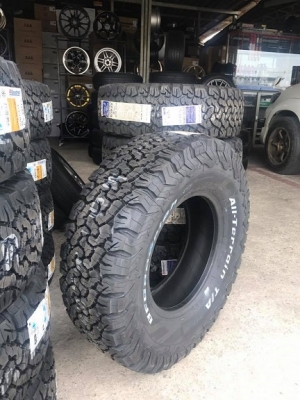 ขายยางใหม่ BF KO2  เส้นละ 7500