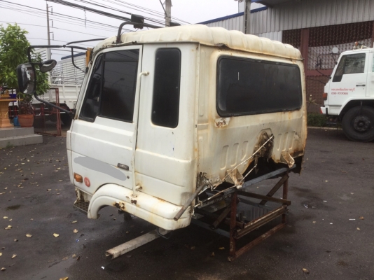 ขายหัวรถบรรทุก NISSAN UD 430 ตามสภาพ ราคา 40,000 บาท ศุภากร 081-1903107-089-5367218 ขายหัวรถบรรทุก NISSAN UD 430 ตามสภาพ ราคา 40,000 บาท ศุภากร 081-1903107-089-5367218