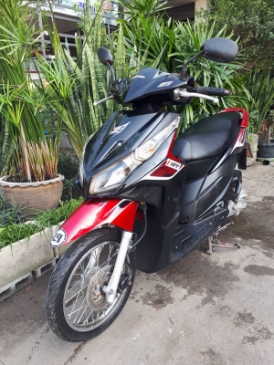 Honda Click i รุ่น Tune up สีดำแดง ปี 2553 สภาพดี ราคาเบาๆ Honda Click i รุ่น Tune up สีดำแดง ปี 2553 สภาพดี ราคาเบาๆ