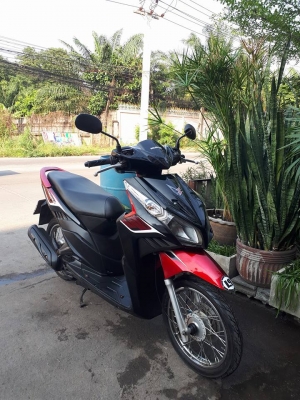 Honda Click i รุ่น Tune up สีดำแดง ปี 2553 สภาพดี ราคาเบาๆ