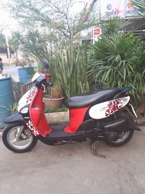 Yamaha Fiore ปี 2555 สีขาวแดงดำ สีสันสวยน่ารักสดใส ขับดีประหยัดน้ำมัน