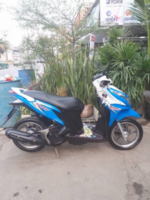 Honda Click 125 i สีน้ำเงินขาว ปี 2555 รถสวย ขับนิ่มขี่สบาย ราคาถูกๆ Honda Click 125 i สีน้ำเงินขาว ปี 2555 รถสวย ขับนิ่มขี่สบาย ราคาถูกๆ
