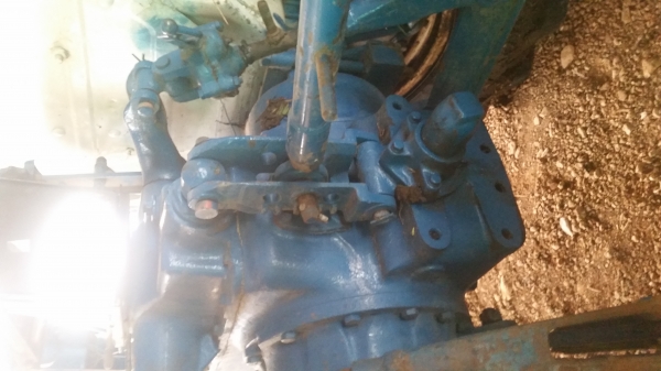 ขายฟอร์ด 77 ที 3 สภาพสวย พร้อใช้งาน