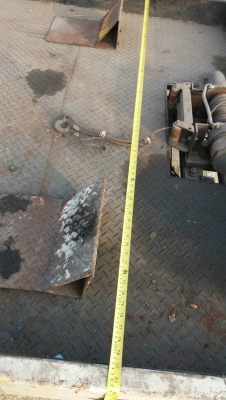 กระบะพื้นเรียบพร้อมชุดบันได