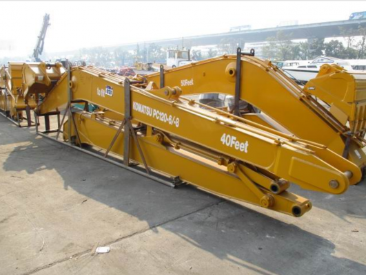 ชุดบูมอาร์มยาว 40 ฟุต KOMATSU ใส่ PC120 รุ่น 3, 5, 6, 7 ใส่ KOBELCO MARK3, MARK5 โคนบูมกว้าง 58 ซม. ของใหม่นำเข้าจากนอก 1 ชุด มี บูม อาร์ม บุ้งกี๋ กระบอก ครบ นำไปติดตั้งใช้ได้ทันที