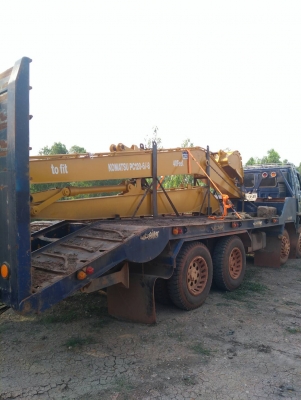 ชุดบูมอาร์มยาว 40 ฟุต KOMATSU ใส่ PC120 รุ่น 3, 5, 6, 7 ใส่ KOBELCO MARK3, MARK5 โคนบูมกว้าง 58 ซม. ของใหม่นำเข้าจากนอก 1 ชุด มี บูม อาร์ม บุ้งกี๋ กระบอก ครบ นำไปติดตั้งใช้ได้ทันที