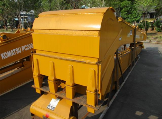 ชุดบูมอาร์มยาว 40 ฟุต KOMATSU ใส่ PC120 รุ่น 3, 5, 6, 7 ใส่ KOBELCO MARK3, MARK5 โคนบูมกว้าง 58 ซม. ของใหม่นำเข้าจากนอก 1 ชุด มี บูม อาร์ม บุ้งกี๋ กระบอก ครบ นำไปติดตั้งใช้ได้ทันที