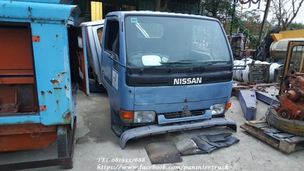 *สินค้าถูก มาเพิ่มคะ*สินค้าเก่านอก หัวเก๋งรถบรรทุก 4ล้อใหญ่ ,6 ล้อเล็ก / CABIN NISSAN รุ่น : CABSTAR  *ตาเหลี่ยม* ราคาเพียง 22,000 บาท สนใจรีบติดต่อ 0819337688