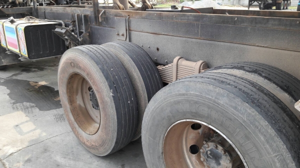 10 ล้อ 2 เพลา FXZ 360 ปี57 ไมล์ 210,000 กม. กระบะมิเนียม - ดั้ม อิทธิพร มีระบบลากพ่วง  ราคา 2.15 ล้าน 10 ล้อ 2 เพลา FXZ 360 ปี57 ไมล์ 210,000 กม. กระบะมิเนียม - ดั้ม อิทธิพร มีระบบลากพ่วง  ราคา 2.15 ล้าน