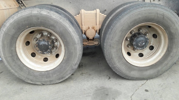 10 ล้อ 2 เพลา FXZ 360 ปี57 ไมล์ 210,000 กม. กระบะมิเนียม - ดั้ม อิทธิพร มีระบบลากพ่วง  ราคา 2.15 ล้าน 10 ล้อ 2 เพลา FXZ 360 ปี57 ไมล์ 210,000 กม. กระบะมิเนียม - ดั้ม อิทธิพร มีระบบลากพ่วง  ราคา 2.15 ล้าน