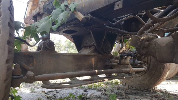 ขาย แบคโฮล้อยาง KOMATSU HW60 ขับเคลื่อนเพลาเดียว ทำงานช้าหน่อยต้องเช็คปั้มไฮดรอริค ราคาต่อรองได้