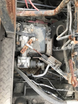 ขาย 315,000 สิบล้อหัวลาก ISUZU ROCKY 2 เพลา เครื่อง HINO PO9C-315 แรง (มีอาการน้ำดัน ประเก็นฝาสูบ) เ
